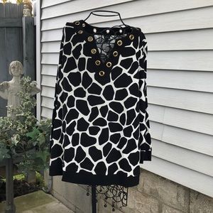 Black/white grommet ( golden ) top